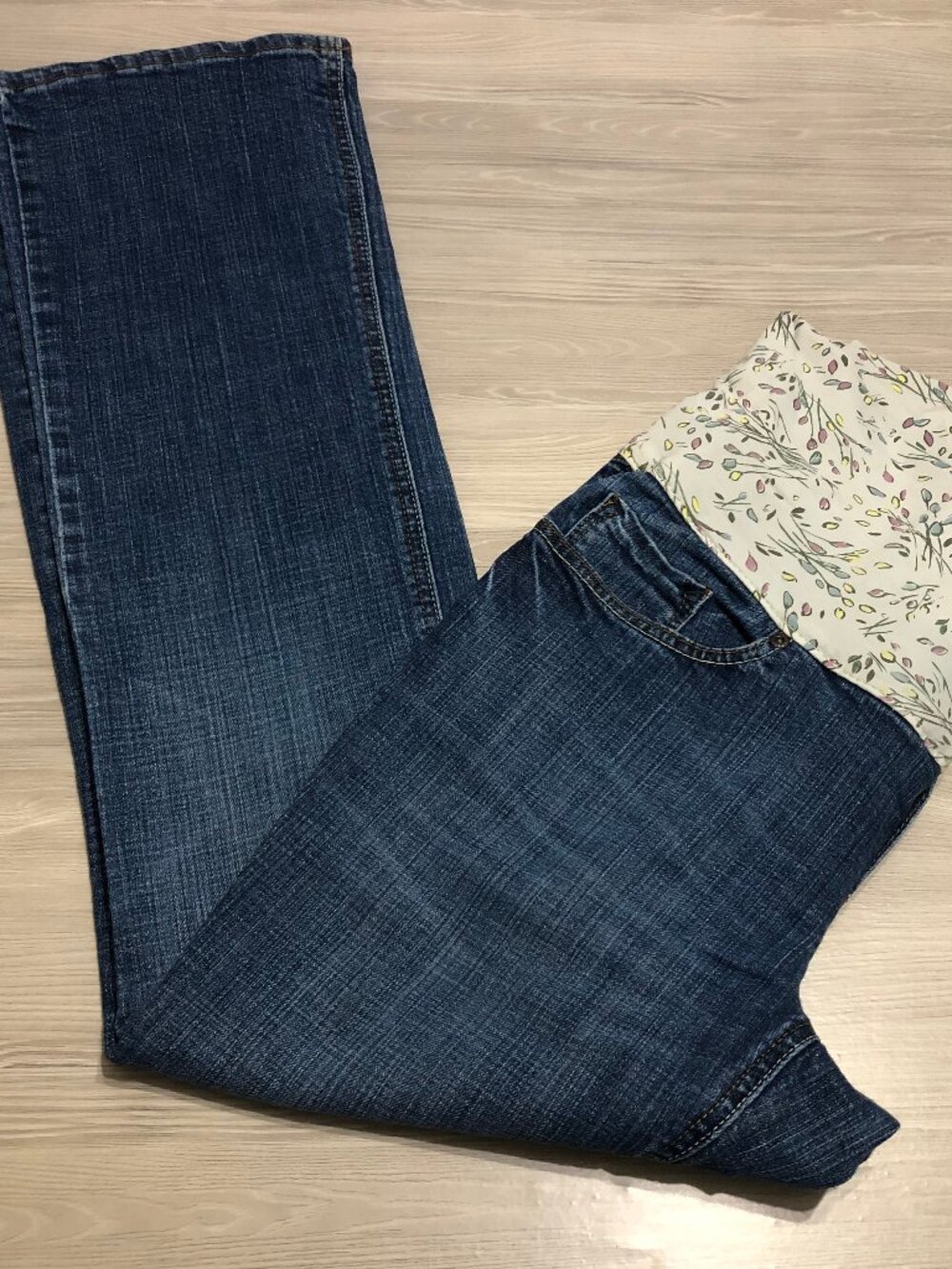 Old Navy Maternity Jeans Stretch Boot Cut Blue Women's Size M - Picture 8 of 13